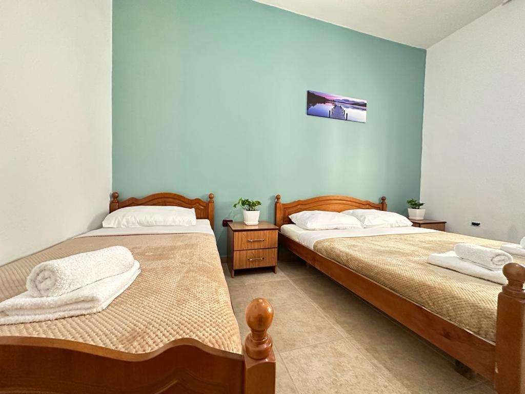 Vlora Villa With Private Parking Vlore Exterior photo