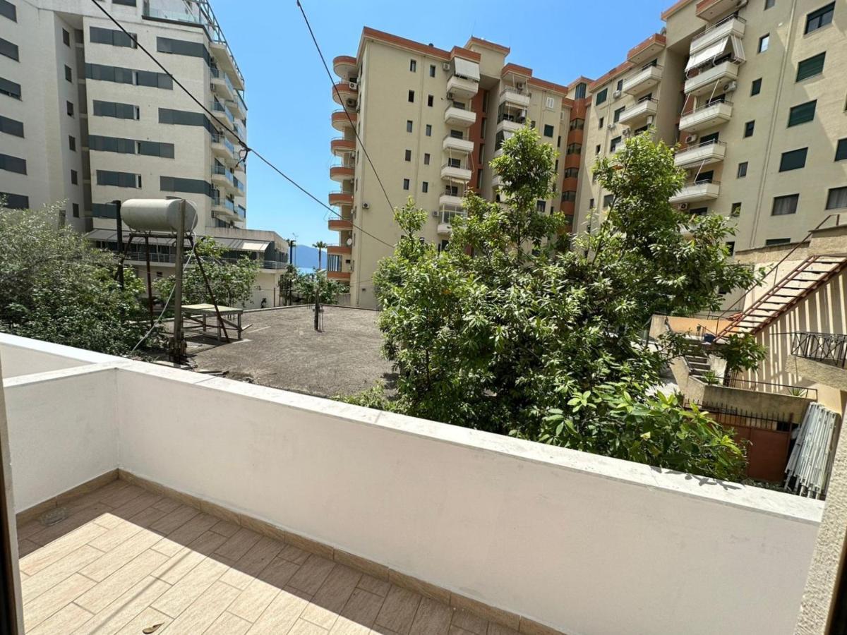 Vlora Villa With Private Parking Vlore Exterior photo